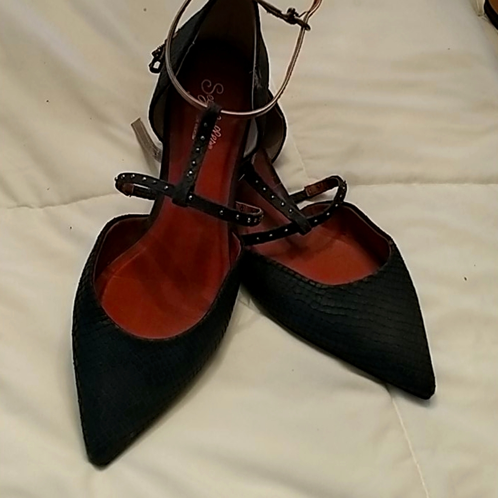 Woman's ankle strap